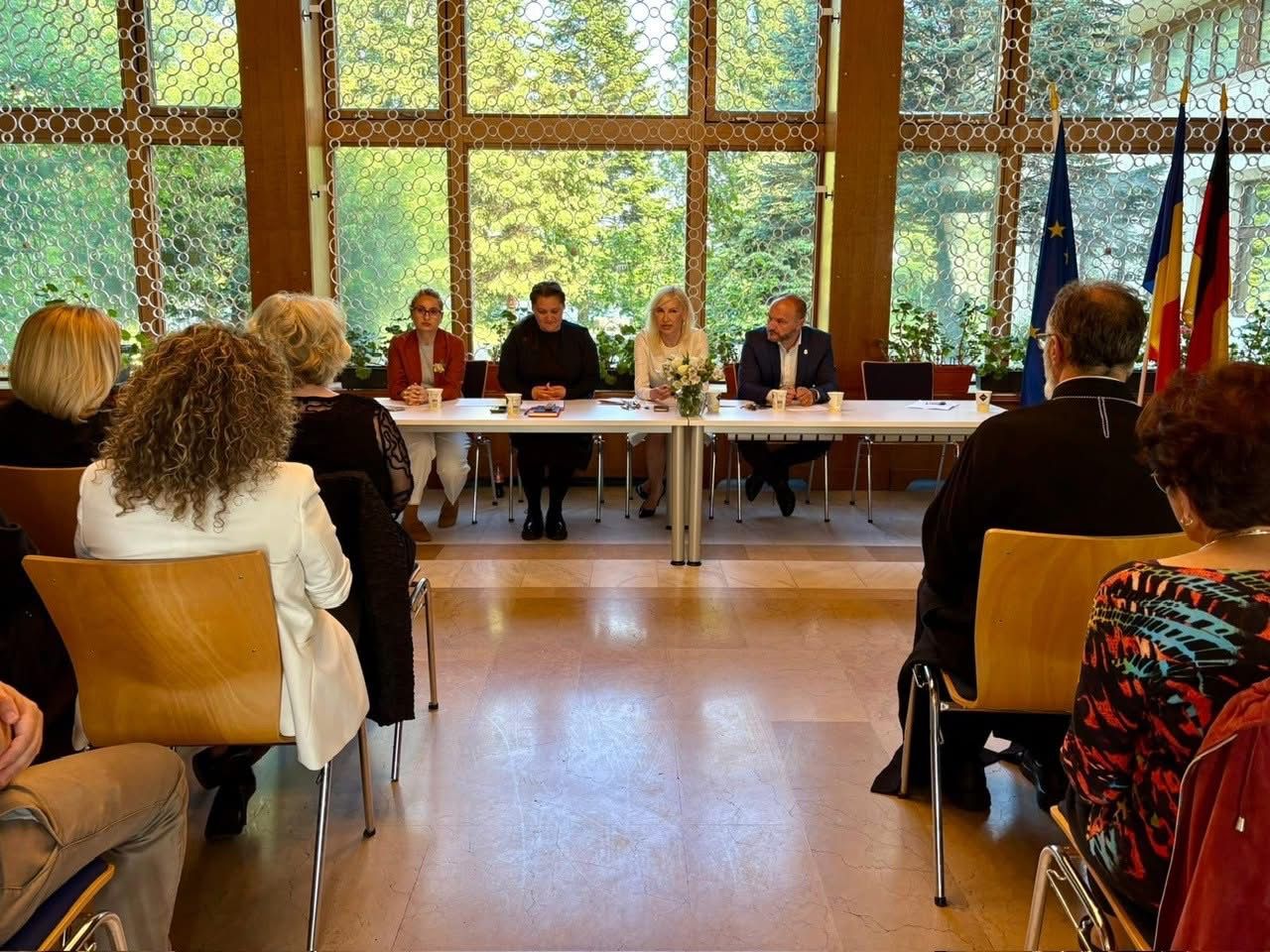 Das Generalkonsulat Rumäniens in Bonn im persönlichen Austausch mit der rumänischen Gemeinschaft.